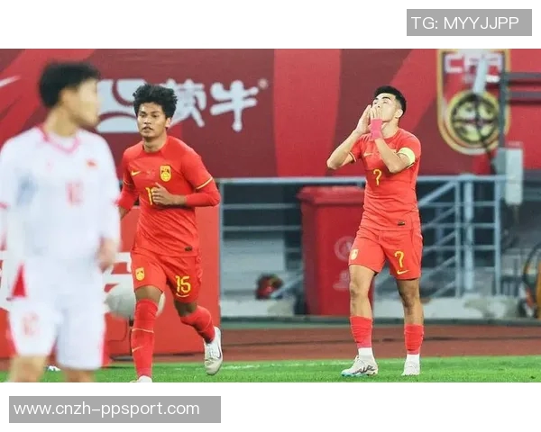 国足迎战越南队全力争胜期待精彩表现与历史交锋的较量